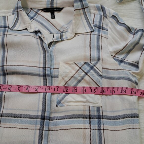 White House Black Market Ultrasoft Plaid Button Up Top Size 10 - Picture 7 of 8